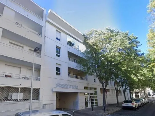 Parking 12 m²