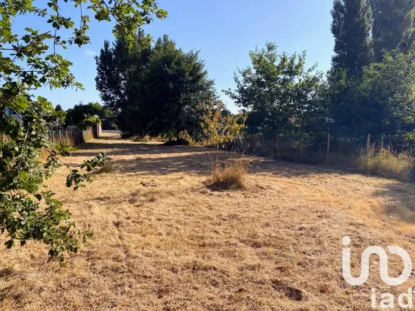 Terrain 1097 m²