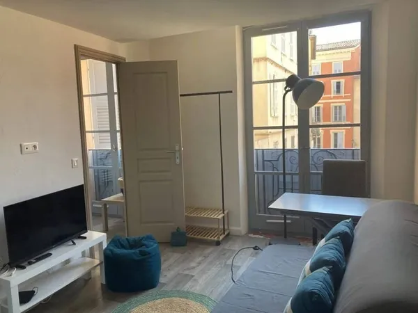 Studio 1 pièce 16 m²