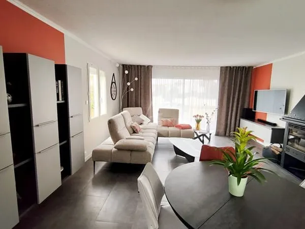 Maison Location Talmont-Saint-Hilaire 5p 129m² 1420€