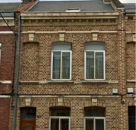 🏠 Belle Amiénoise cour extérieure