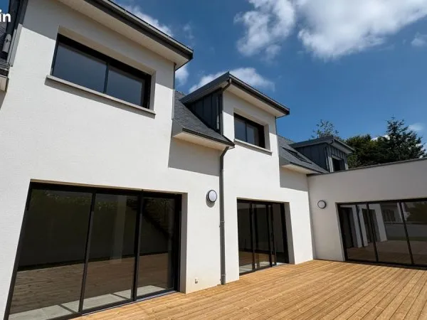 Maison 6 pièces 203 m²