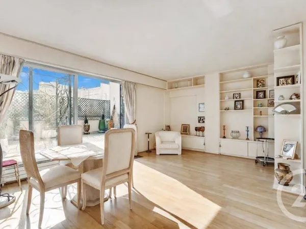 Appartement 2 pièces 62 m²