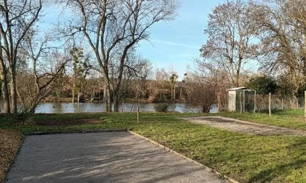 Terrain 567 m²