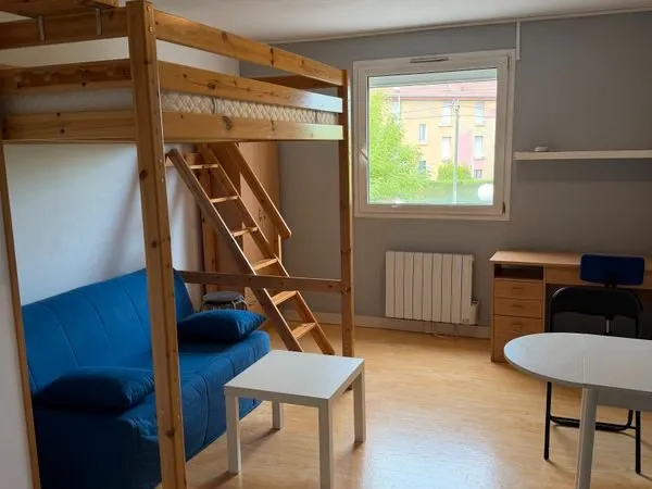 Studio 19 m2