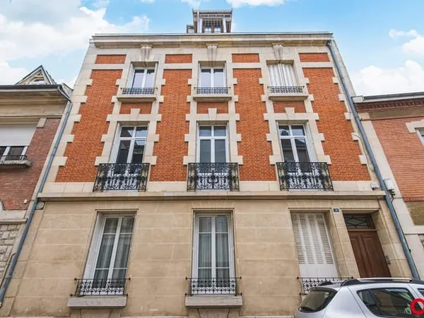 Appartement 4 pièces 93 m²