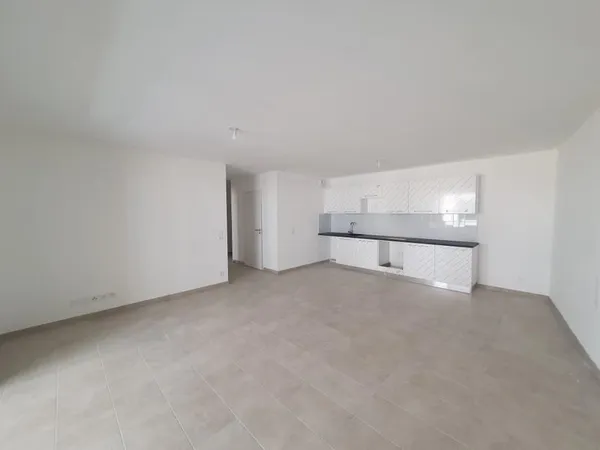 APPARTEMENT NEUF PROCHE GARE ROUTIERE