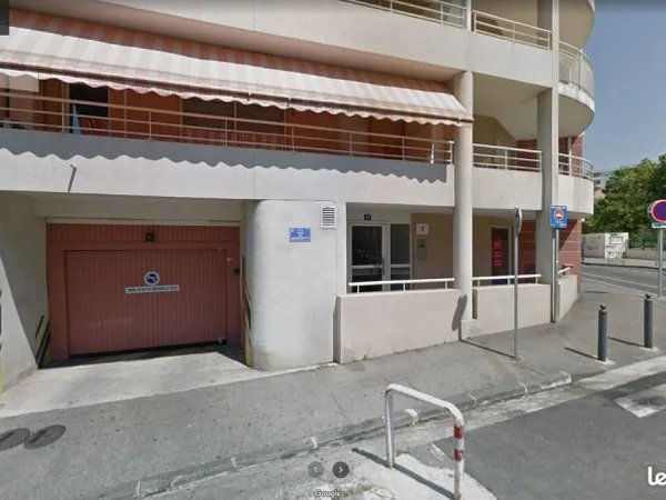 Place de parking à louer - Résidence LE FELIBRE (13008 Marseille) Bd Maillane - Rue Benedetti