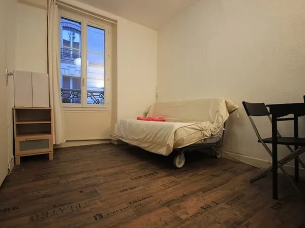 Studio 1 pièce 12 m²
