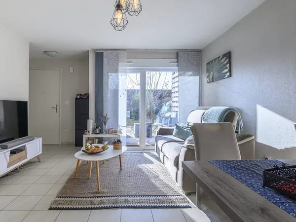 STRASBOURG NEUHOF - BELLE MAISON RECENTE 5 PIECES de 94m2 AV