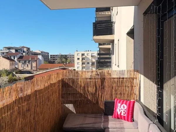 Appartement T2 47m² - Récent (2019) avec Balcon - Montrond-les-Bains