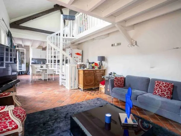 Appartement 5 pièces 93 m²