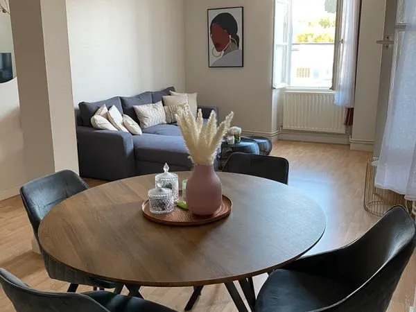 Appartement T2 Laval centre