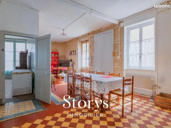 Appartement 7 pièces 300 m²