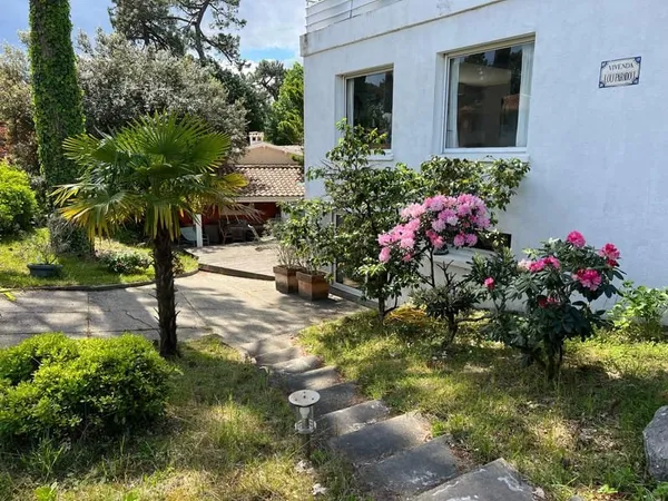 QUARTIER DES ABATILLES - T4 + JARDIN