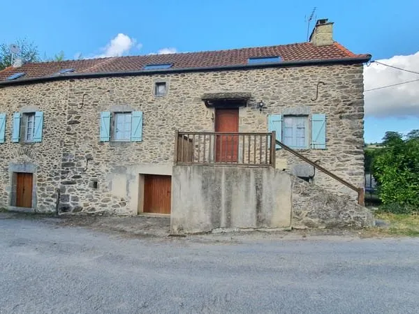 Maison en pierres apparentes