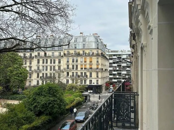 Studio 1 pièce 30 m²