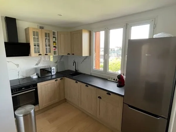 Colocation chambre privée meublée