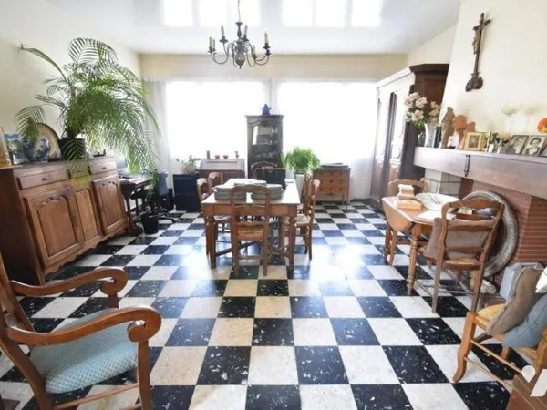 Maison 8 pièces 166 m²