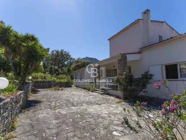 Maison 6 pièces 158 m²