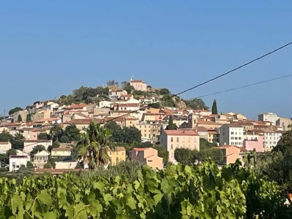 Terrain 385 m²