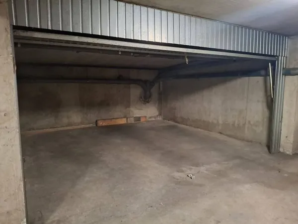 Parking 24 m²