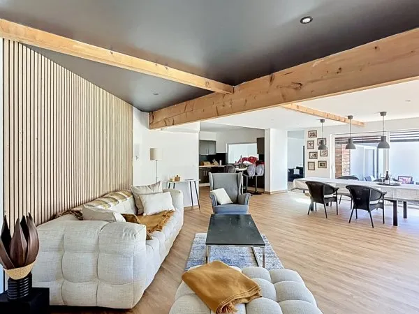 Maison 7 pièces 200 m²