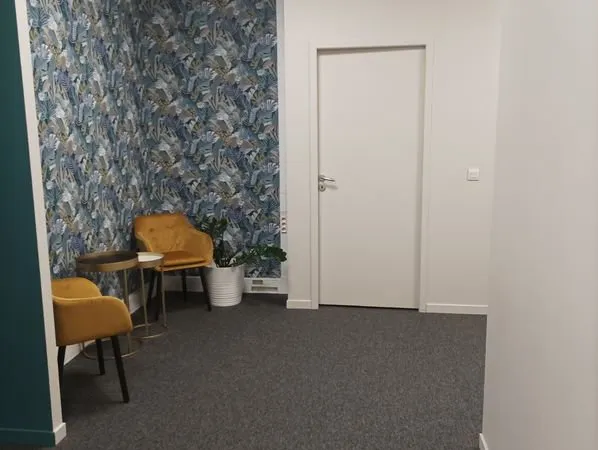 Location bureau 13m²