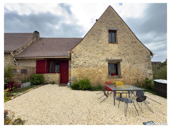 Propriété 10 pièces 211 m²