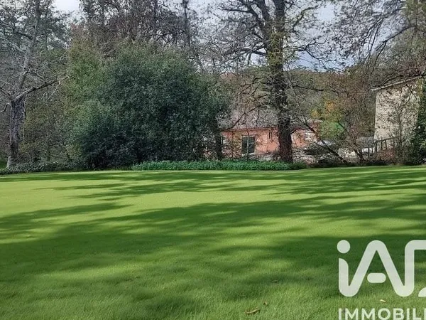 Terrain 1156 m²