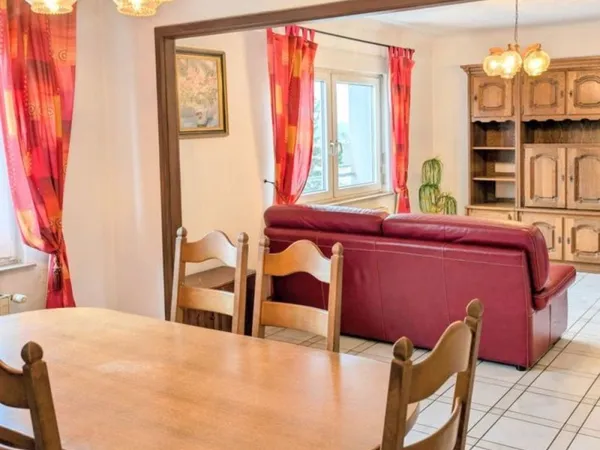 Superbe 4 pièces lumineux avec balcon, garage et parking.