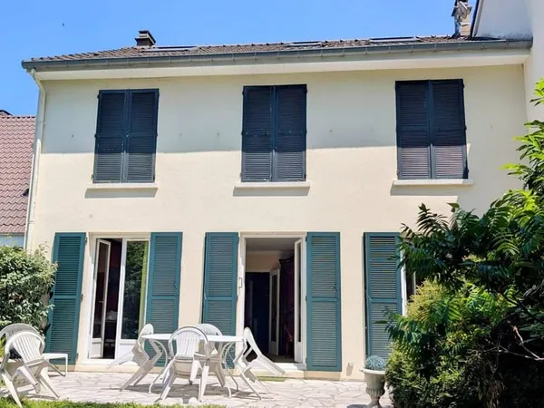 Maison 7 pièces 146 m²