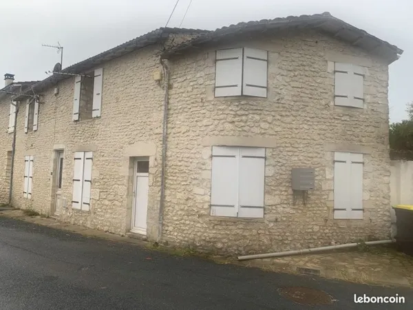 Immeuble de rapport en 4 apts et 2 studios 100 m plage Royan Pontaillac