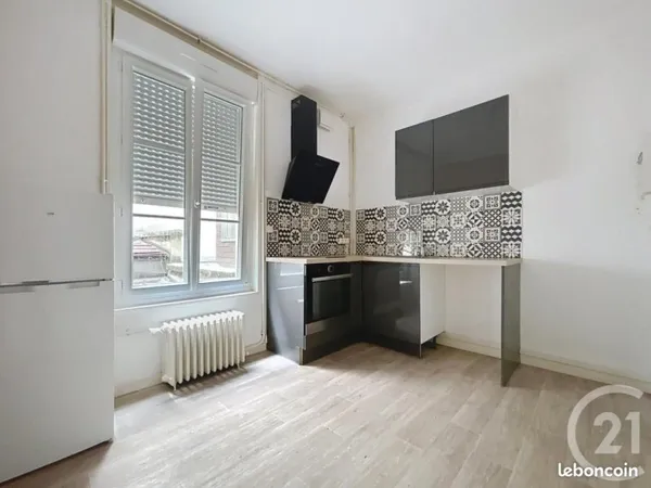 Studio 1 pièce 20 m²