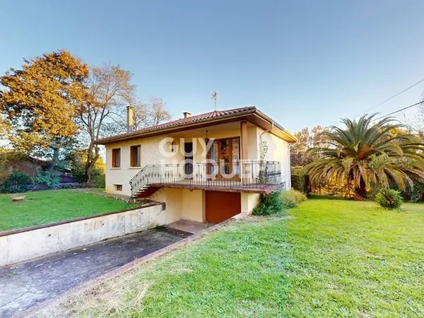 Ensemble immobilier comprenant maison principale + maison annexe et 3.8 ha