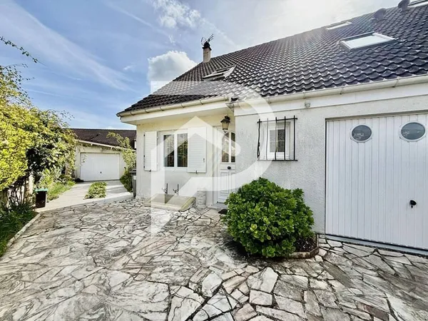 Maison 6 pièces 126 m²