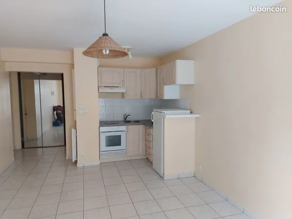 Studio a vendre / chantilly