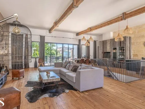 Maison 5 pièces 200 m²