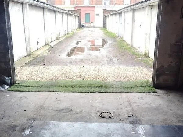 Parking/box 90 m² Roubaix