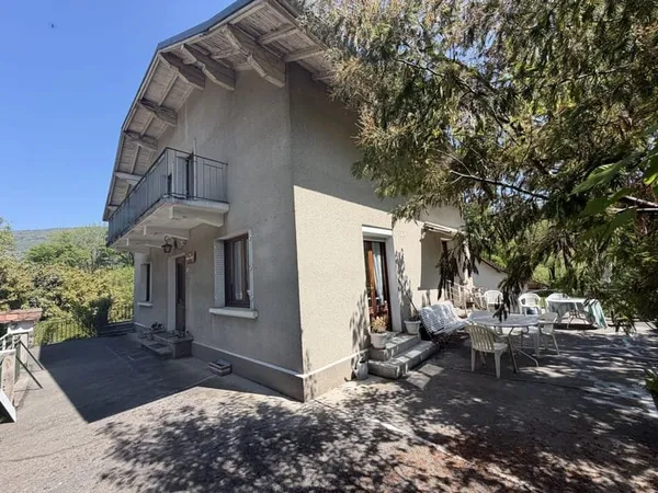 Maison 131m² hab 3 min péage A43