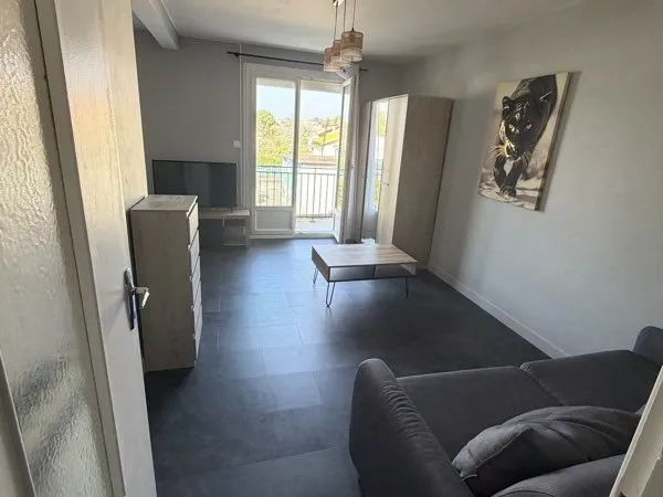 Studio meublé