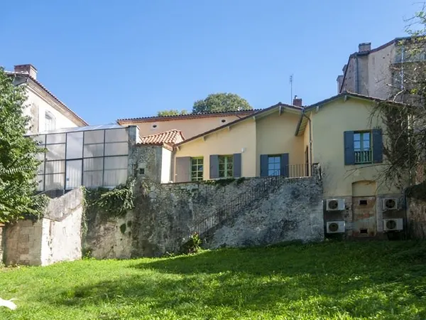 Immeuble de rapport 483 m²