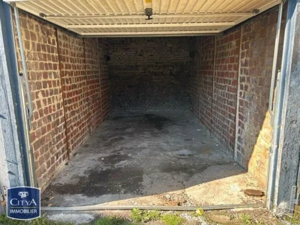 Stationnement Location Saint-Quentin   49€