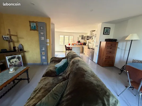 À vendre maison de village entièrement rénovée