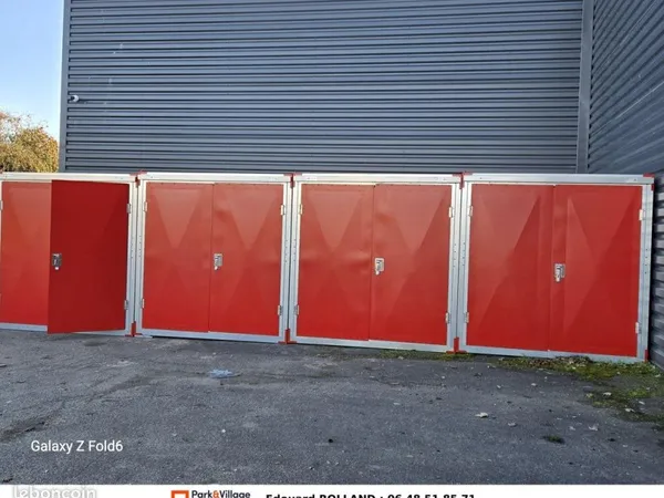 Box à louer / Box en location et garde meubles / box de stockage à louer / 9 m² / 70 euros