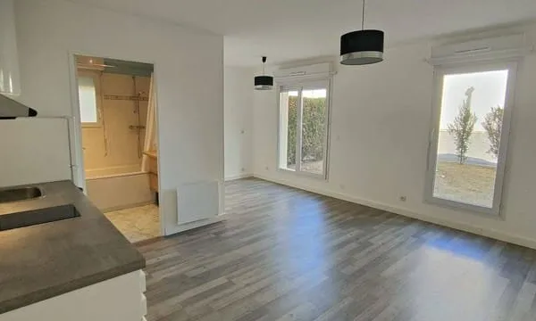 Studio 1 pièce 30 m²