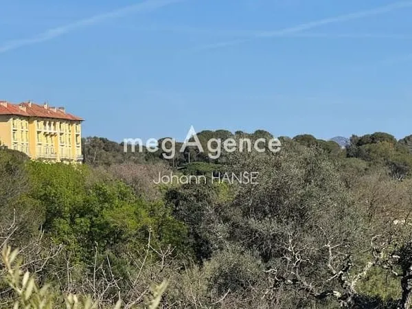 Terrain 500 m²