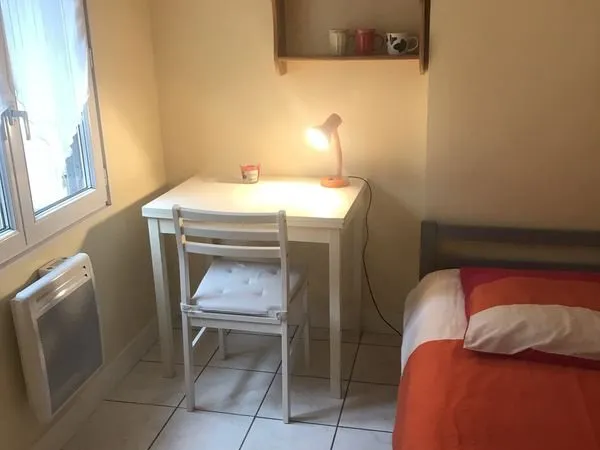 Studio meublé et équipé Nevers centre