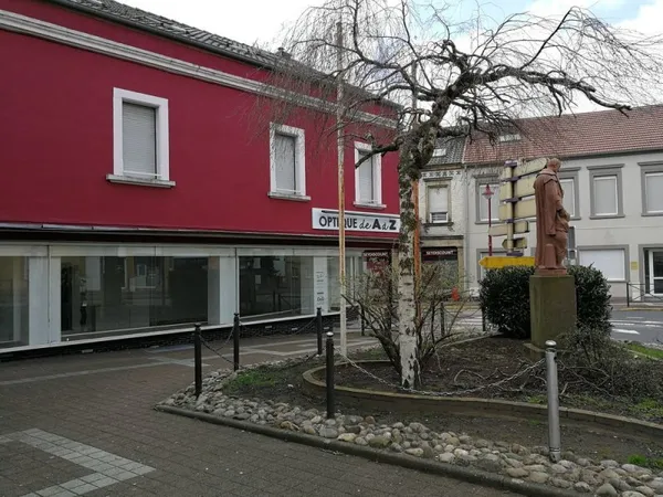 Local commercial en PLEIN CENTRE VILLE de l'HOPITAL