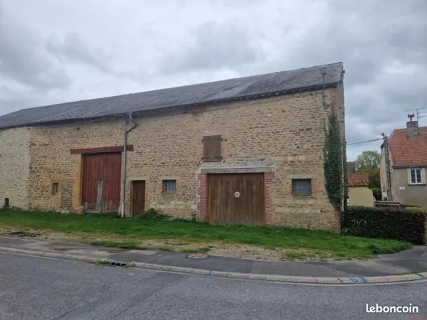 Maison 9 pièces 300 m²